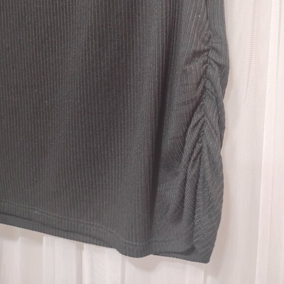 Free Kisses | Women's Black Short Sleeve Top | Size 2XL | NWT - Picture 3 of 8